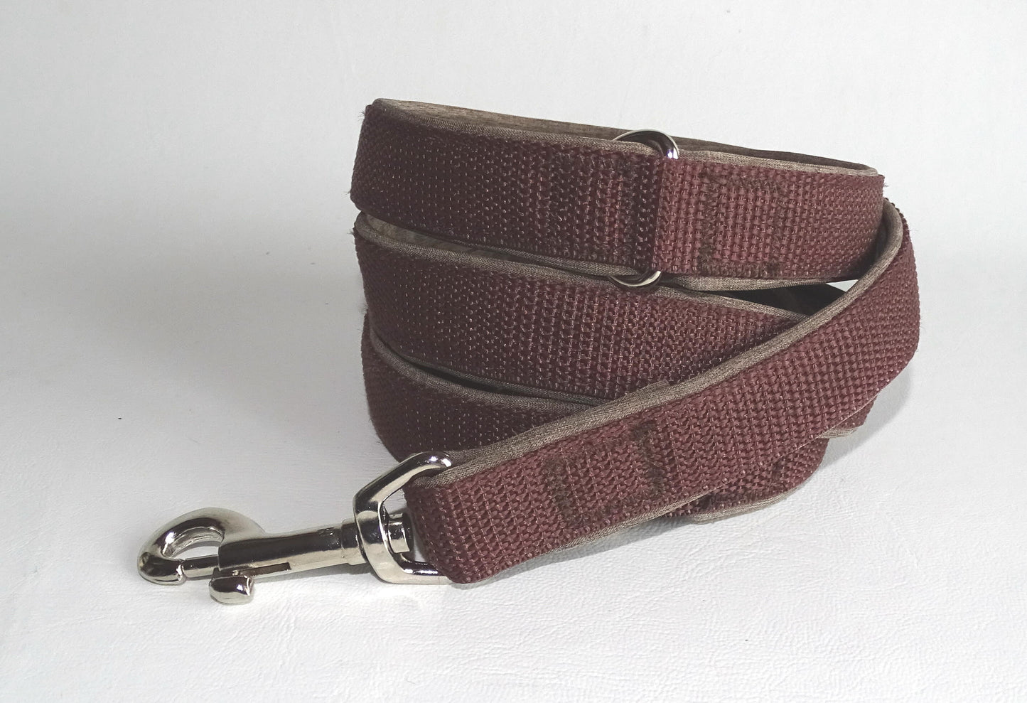 Gepolstertes Hunde Geschirr Braun Paracord, personalisierbar